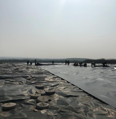 填埋場的HDPE土工膜覆蓋方式有哪些？